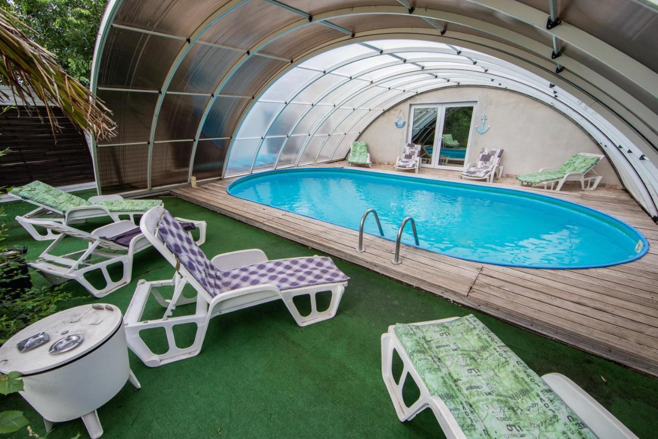 Casa Arcadia 1 Piscina,Jacuzzi, Sauna Бузэу Экстерьер фото
